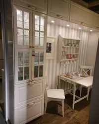 Daxili mətbəxdə ikea budbin
