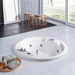 Round bathroom photo