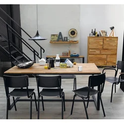 Mətbəx üçün loft stil stulların fotoşəkili