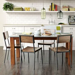 Mətbəx üçün loft stil stulların fotoşəkili
