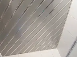 Потолок Из Алюминиевых Панелей В Ванной Фото