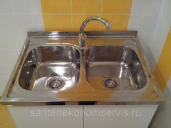 Танӯраи countertop дар акс ошхона