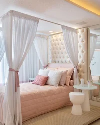 Canopy Bedroom Design