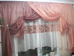 Curtains for the kitchen with tiebacks photo