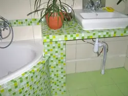 Lavabo ostidagi o'z qo'llaringiz bilan hammom peshtaxtasi fotosurati