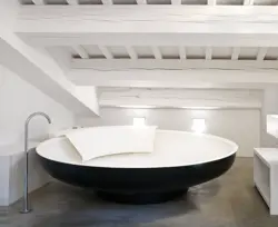 Bathtub Like A Bowl Photo