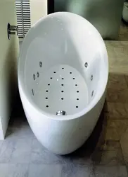Ванна Як Чара Фота