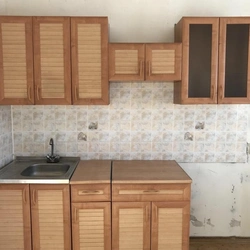 Used Kitchens Inexpensively With Photos