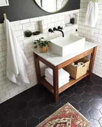 Vanna otağı foto dizaynında kafel lavabo