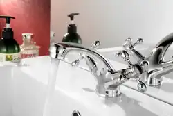 Bathroom Faucets Photo