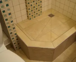 Kafeldən hazırlanmış hamam qabları fotoşəkili