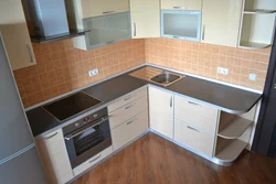 Kitchen design on the right side
