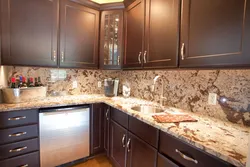 Countertop ва пешдоман барои ошхона ранги комбинатсияи акс