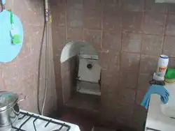 Garbage disposal in the kitchen in Stalin style photo