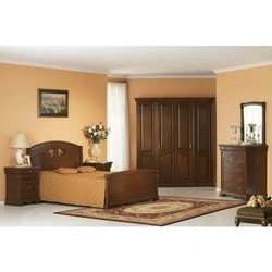Photo of Laura bedroom set