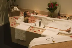 Banyoda romantik fotosurat