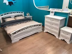 Жатын бөлмеге арналған жиһаздың әдемі фотосуреті